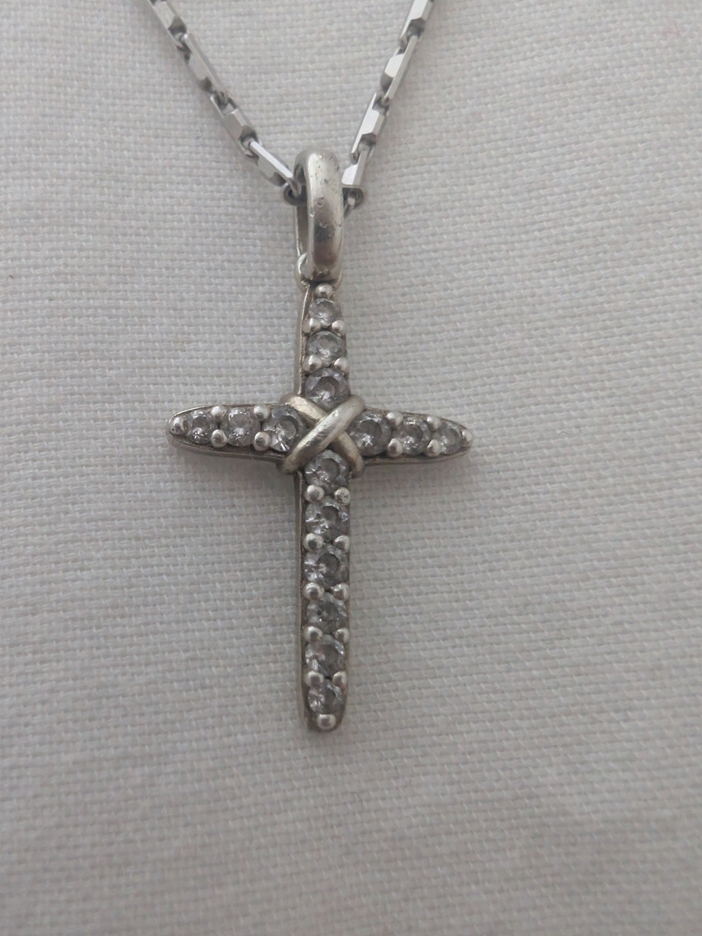 Vintage Real Silver EMC S925 Made In Italy Cross Pendant Necklace Diamonds - Picture 4 of 7